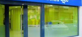 Adeslas abre una clínica dental en Zaragoza