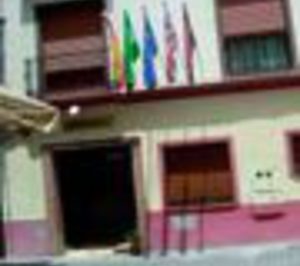 La familia Fernández López vende el hotel granadino Reina Mora