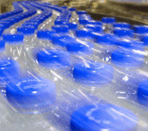 Plásticos Pinatar estudia montar una tercera línea de PET