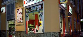 Esteban Cánovas logra capear la crisis y se mantiene en 19 M