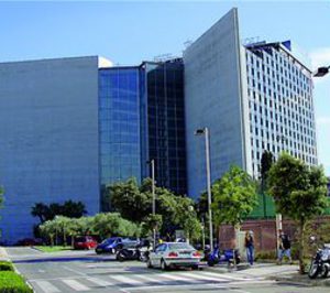 El Rey Juan Carlos I y el Princesa Sofía preparan EREs temporales