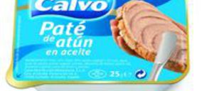 Calvo prueba con las monodosis de paté en hostelería