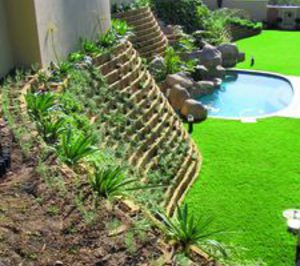 Prensagra presenta el muro Terraforce