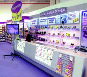 El mercado de bienes tecnológicos cae un 14,9% en España 