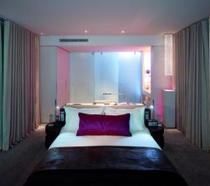 La salida de Sacresa no altera los planes del W Barcelona