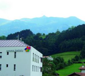 Navarra destina 12 M a concertar otras 339 plazas residenciales