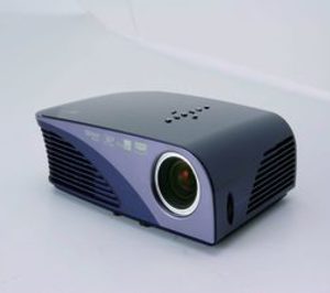 LG lanza el nuevo proyector LED LG HS200