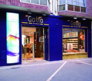 Armengol vende a Comercial Caus la última tienda que gestionaba