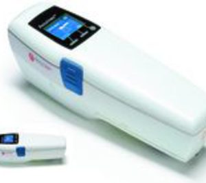 Ferrer firma un acuerdo de distribución con la americana AccuVein 