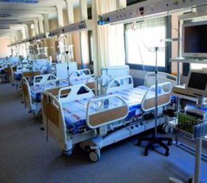 Murcia estudia el modelo hospitalario de gestión privada
