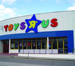 Toys R Us inicia el desarrollo de un formato de tiendas de menor tamaño