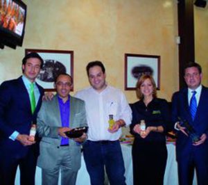 Abrasador se lanza al take away junto a Pascual con Plato Zumo