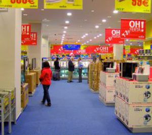 Miró reajusta tiendas en Alicante