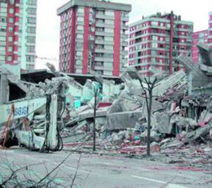 La crisis sigue apretando la soga de constructoras y promotoras