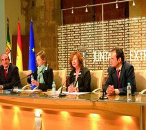 Eroski potenciará Alimentos de Extremadura en todo su tejido nacional 