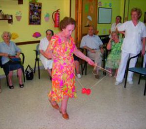 Centros de día: La ventaja de dormir en casa