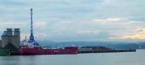 TMG incorpora un servicio de estiba de madera en el Puerto de Ferrol