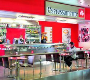 Áreas abre una cafetería Illy en la estación de Atocha