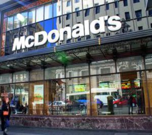 McDonald’s supera la barrera de 800 M y crece un 6,1% en 2009