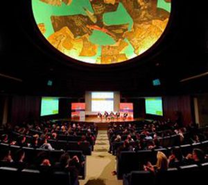 Autocrítica en el club logístico