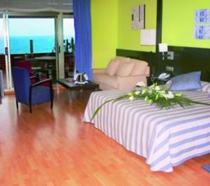 El tarraconense Ametlla Mar cambiará su mobiliario tras redecorar sus habitaciones