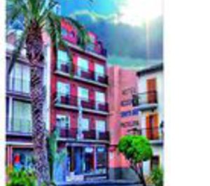 Miguel Acosta adquiere el hotel alicantino Santa Ana