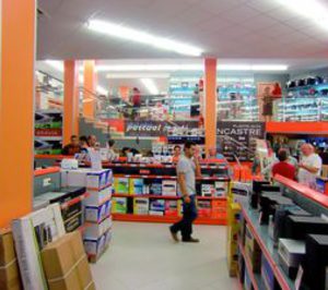 Pascual Martí abrió su octava tienda en Puerto de Sagunto