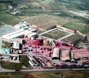 Cerámicas Alcalá Villalta presenta concurso voluntario