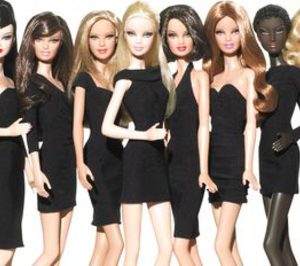 Mattel lanza la nueva colección Barbie Basics