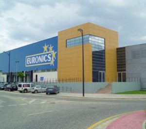 Divelsa abre su segunda gran tienda propia en Valencia