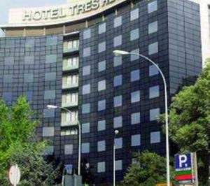 El pamplonica Tres Reyes se dota de una fachada fotovoltaica