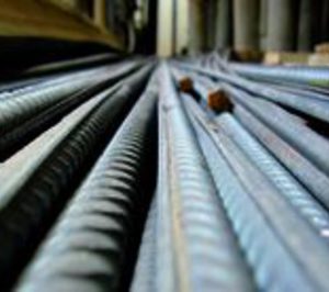 La producción de acero se eleva un 36%