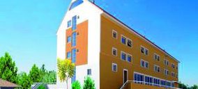 El hotel Villa de Catral busca fórmulas para salir adelante