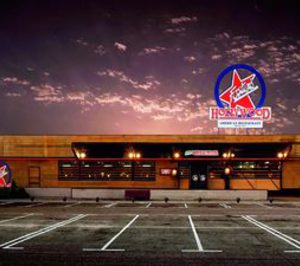 Zena pone en marcha su primer Fosters Hollywood en Tarragona