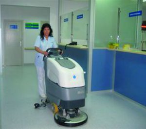 Hako instala sus fregadoras antibacterias en el Hospital Plató
