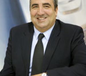 Tradisa ficha a Andrés Cardenas