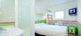 Anta inaugura los primeros Ibis y Etap de Asturias