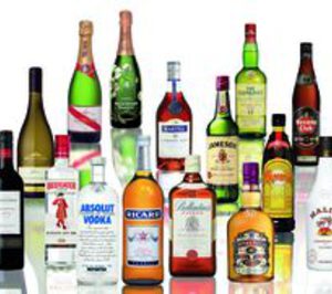 Pernod Ricard sortea moderamente la crisis