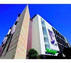 El Corte Inglés avanza pese a ‘Hipercor’
