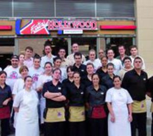 Fosters Hollywood abre su cuarto restaurante en Sevilla