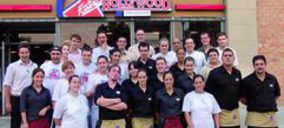 Fosters Hollywood abre su cuarto restaurante en Sevilla