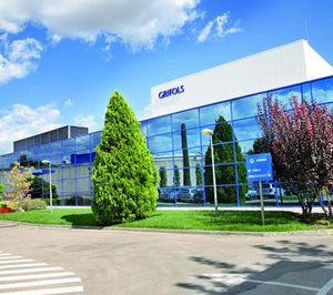 Grifols inaugura una planta en Suiza y amplía instalaciones en Australia