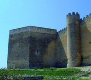 La Junta de Castilla y León autoriza la conversión del castillo de Montealegre en hotel