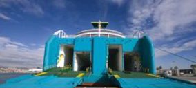 Balearia diversifica su negocio en el puerto de Valencia