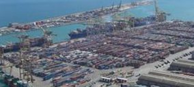 El puerto de Barcelona refuerza su presencia en la zona centro