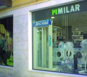 Milar Óscar Velasco renueva su tienda de Peñafiel