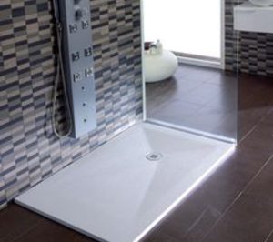 Poalgi presenta platos de ducha antibacterias