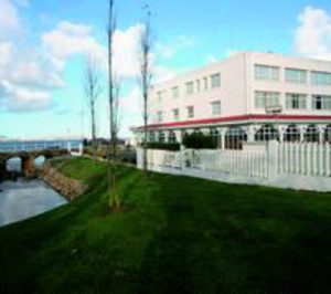 El hotel Maxi estudia su reconstrucción integral a medio plazo