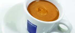 Lavazza avanza en su negocio español