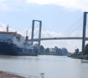 Boluda inaugura la nueva línea entre Canarias y Sevilla